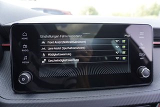 Skoda Kamiq Monte Carlo 1,5TSI DSG 4*J.Gar/18*Alu/el.Klappe  ** - bilder 44