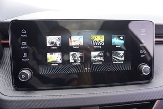 Skoda Kamiq Monte Carlo 1,5TSI DSG 4*J.Gar/18*Alu/el.Klappe  ** - foto 31