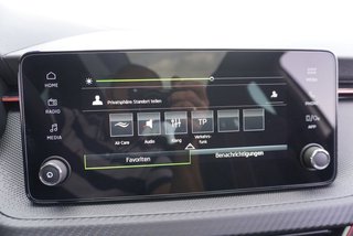 Skoda Kamiq Monte Carlo 1,5TSI DSG 4*J.Gar/18*Alu/el.Klappe  ** - foto 33