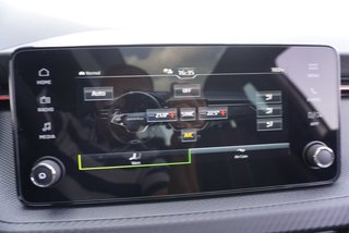 Skoda Kamiq Monte Carlo 1,5TSI DSG 4*J.Gar/18*Alu/el.Klappe  ** - foto 45