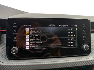 Skoda Kamiq Monte Carlo 1,5TSI DSG 4*J.Gar/18*Alu/el.Klappe  ** - bilder 20