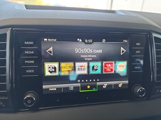 Skoda Karoq Sportline 2,0TSI DSG Pano/AHK/4*J.Gar/Navi/Matrix   ** - bilder 25