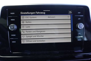 Volkswagen T-Roc R-Line 1,5TSI DSG UPE=45500 Euro    ** - bilder 36