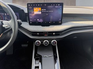 Skoda Superb Combi 2,0TDI DSG Navi/DCC/ACC/Kamera/Sitzhz.  ** - bilder 6