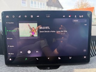 Skoda Superb Combi 2,0TDI DSG Navi/DCC/ACC/Kamera/Sitzhz.  ** - bilder 14