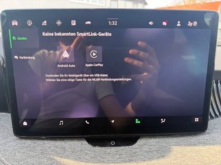 Skoda Superb Combi 2,0TDI DSG Navi/DCC/ACC/Kamera/Sitzhz.  ** - bilder 17