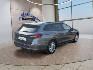 Skoda Superb Combi 2,0TDI DSG Navi/DCC/ACC/Kamera/Sitzhz.  ** - bilder 5