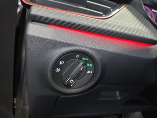 Skoda Kamiq Monte Carlo 1,5TSI DSG 4*J.Gar/AHK/18*Alu/el.Klappe - foto 21