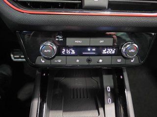 Skoda Kamiq Monte Carlo 1,5TSI DSG 4*J.Gar/AHK/18*Alu/el.Klappe - foto 24