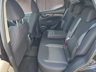 Nissan Qashqai 1.3 DIG-T aAHK/Navi/Kamera/Winterp. - bilder 9