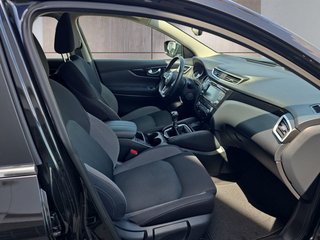 Nissan Qashqai 1.3 DIG-T aAHK/Navi/Kamera/Winterp. - bilder 11