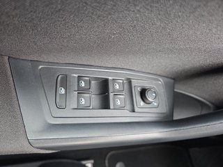 Volkswagen T-Roc Life 2,0TDI Navi/LED/Alu/ACC/Parkas.  ** - bilder 16