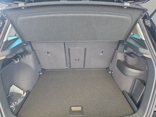 Skoda Karoq 1,5TSI DSG 4*J.Gar/aAHK/Kamera/Kessy/Winterp.  ** - bilder 12