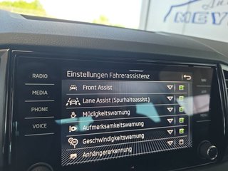 Skoda Karoq 1,5TSI DSG 4*J.Gar/aAHK/Kamera/Kessy/Winterp.  ** - bilder 37