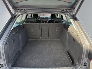Skoda Superb Combi 1,5TSI DSG Navi/Kamera/el.Klappe/Kessy         ** - bilder 13
