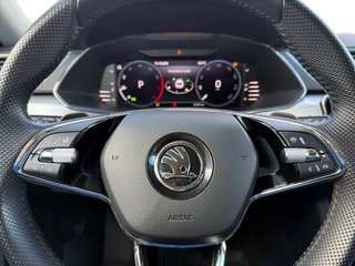 Skoda Superb Combi 1,5TSI DSG Navi/Kamera/el.Klappe/Kessy         ** - bilder 17