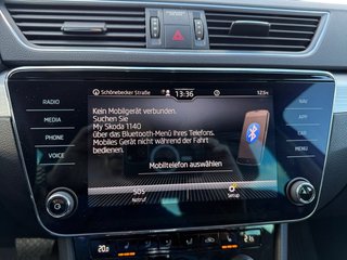 Skoda Superb Combi 1,5TSI DSG Navi/Kamera/el.Klappe/Kessy         ** - bilder 25