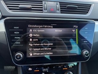 Skoda Superb Combi 1,5TSI DSG Navi/Kamera/el.Klappe/Kessy         ** - bilder 33