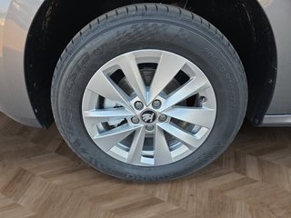 Skoda Kamiq Selection 1,5TSI DSG AHK/Kamera/LED/Kessy/Winterp.  ** - foto 11