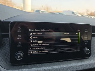 Skoda Kamiq Selection 1,5TSI DSG AHK/Kamera/LED/Kessy/Winterp.  ** - foto 39