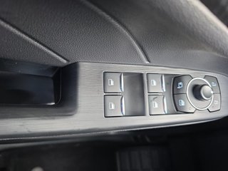 Ford Kuga ST-Line 1,5 186PS Aut.5*J.Gar/LED/Navi/Winterp.    ** - bilder 18