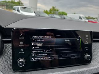 Skoda Kamiq Selection 1,5TSI DSG AHK/Kamera/LED/Kessy/Winterp.  ** - foto 39