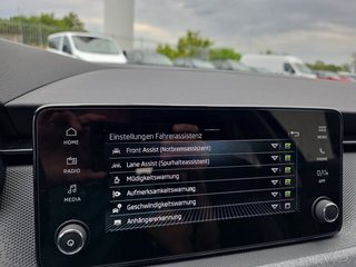 Skoda Kamiq Selection 1,5TSI DSG AHK/Kamera/LED/Kessy/Winterp.  ** - foto 42