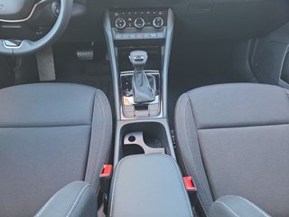 Skoda Karoq 1,5TSI DSG 4*J.Gar/aAHK/Kamera/Kessy/Winterp.  ** - foto 6