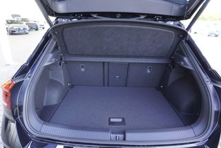 Volkswagen T-Roc R-Line 1,5TSI DSG UPE=45500 Euro    ** - bilder 7