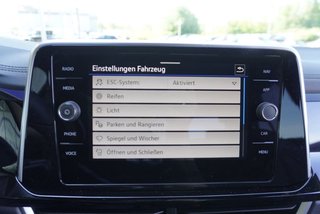 Volkswagen T-Roc R-Line 1,5TSI DSG UPE=45500 Euro    ** - bilder 34