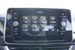 Volkswagen T-Roc R-Line 1,5TSI DSG UPE=45500 Euro    ** - bilder 37