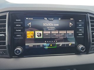 Skoda Karoq Sportline 2,0TDI DSG 4*J.Gar/Pano/aAHK/Matrix/Navi    ** - bilder 25