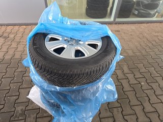 Audi Q3 1.4TFSI 125PS BI-Xenon/AHK/8*Alu/Keyless/Sitzhz. - foto 28