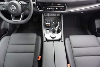 Nissan X-Trail Tekna 1.5 VC-T e-POWER e-4ORCE UPE=57500 Euro - bilder 17