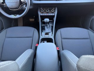 Skoda Karoq 1,5TSI DSG aAHK/Navi/Kamera/LED/ACC/Winterp.   ** - foto 7