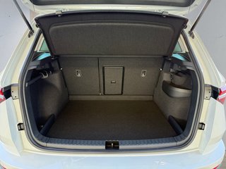 Skoda Karoq 1,5TSI DSG aAHK/Navi/Kamera/LED/ACC/Winterp.   ** - foto 13