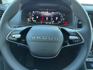 Skoda Karoq 1,5TSI DSG aAHK/Navi/Kamera/LED/ACC/Winterp.   ** - foto 19