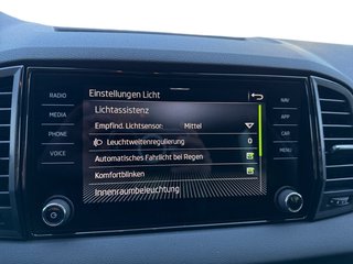 Skoda Karoq 1,5TSI DSG aAHK/Navi/Kamera/LED/ACC/Winterp.   ** - foto 37