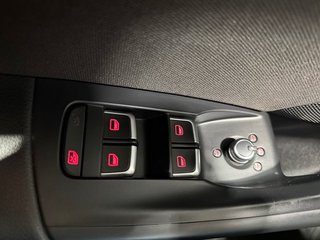 Audi Q3 2.0TDI 184PS Quattro aAHK/8*Alu/Navi/BI-Xenon - bilder 16