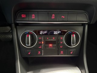 Audi Q3 2.0TDI 184PS Quattro aAHK/8*Alu/Navi/BI-Xenon - bilder 20