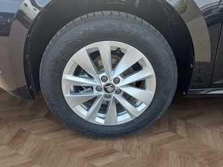 Skoda Kamiq Selection 1,5TSI DSG AHK/Kamera/LED/Kessy/Winterp.  ** - foto 10