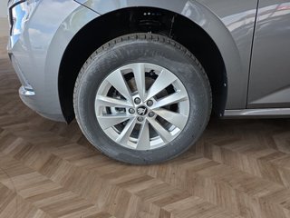 Skoda Kamiq Selection 1,5TSI DSG AHK/ACC/Kamera/Kessy/Winterp.  ** - foto 10