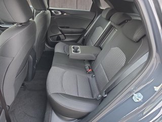 Kia Ceed 1,5 T-GDI 16*Alu/Navi/Kamera/Winterp/Temp.  ** - bilder 10