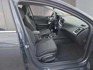 Kia Ceed 1,5 T-GDI 16*Alu/Navi/Kamera/Winterp/Temp.  ** - bilder 12