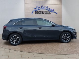 Kia Ceed 1,5 T-GDI 16*Alu/Navi/Kamera/Winterp/Temp.  ** - bilder 1