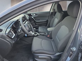 Kia Ceed 1,5 T-GDI 16*Alu/Navi/Kamera/Winterp/Temp.  ** - bilder 5