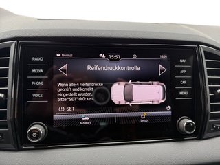 Skoda Karoq Sportline 1,5TSI DSG 4*J.Gar/Pano/aAHK/Matrix/Navi    ** - foto 32