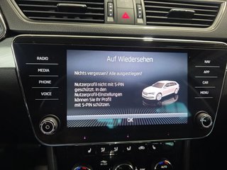 Skoda Superb Combi 1,5TSI DSG Navi/Kamera/el.Klappe/Kessy         ** - bilder 36