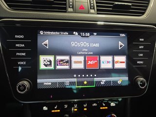 Skoda Superb Combi 1,5TSI DSG Navi/Kamera/el.Klappe/Kessy - bilder 21