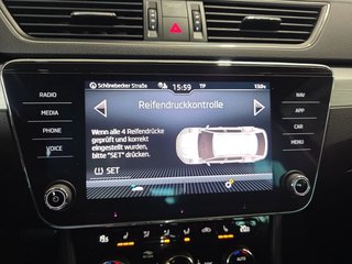 Skoda Superb Combi 1,5TSI DSG Navi/Kamera/el.Klappe/Kessy - bilder 27